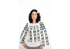Ie damă cu mânecă lungă multicoloră